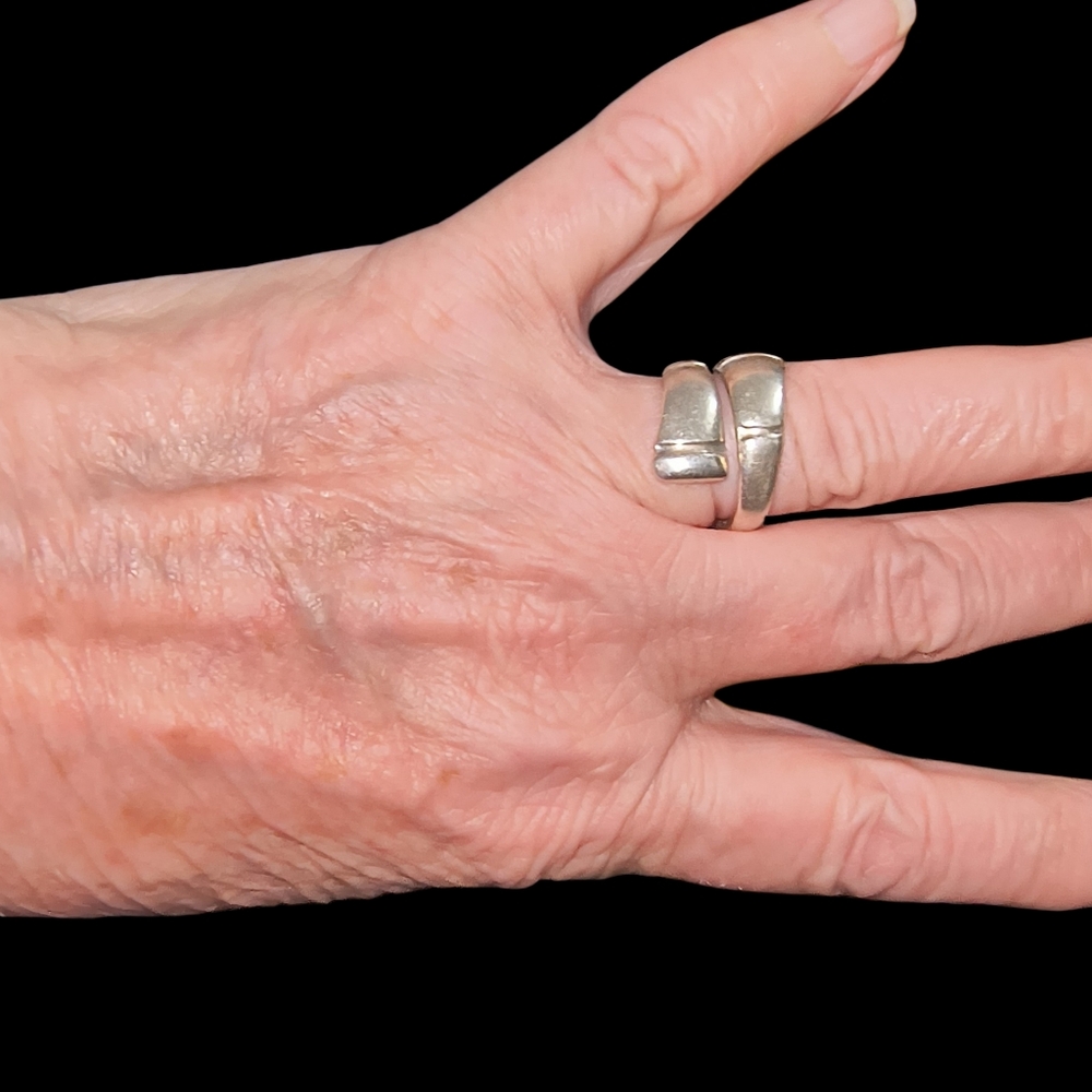 Sterling Silver Spoon Type Bypass Ring - image 5